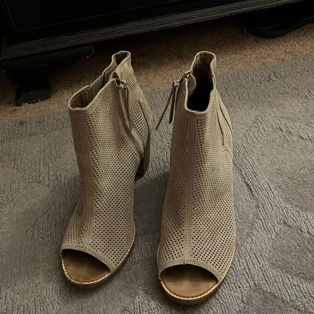 Toms. Open toe booties. Size 11